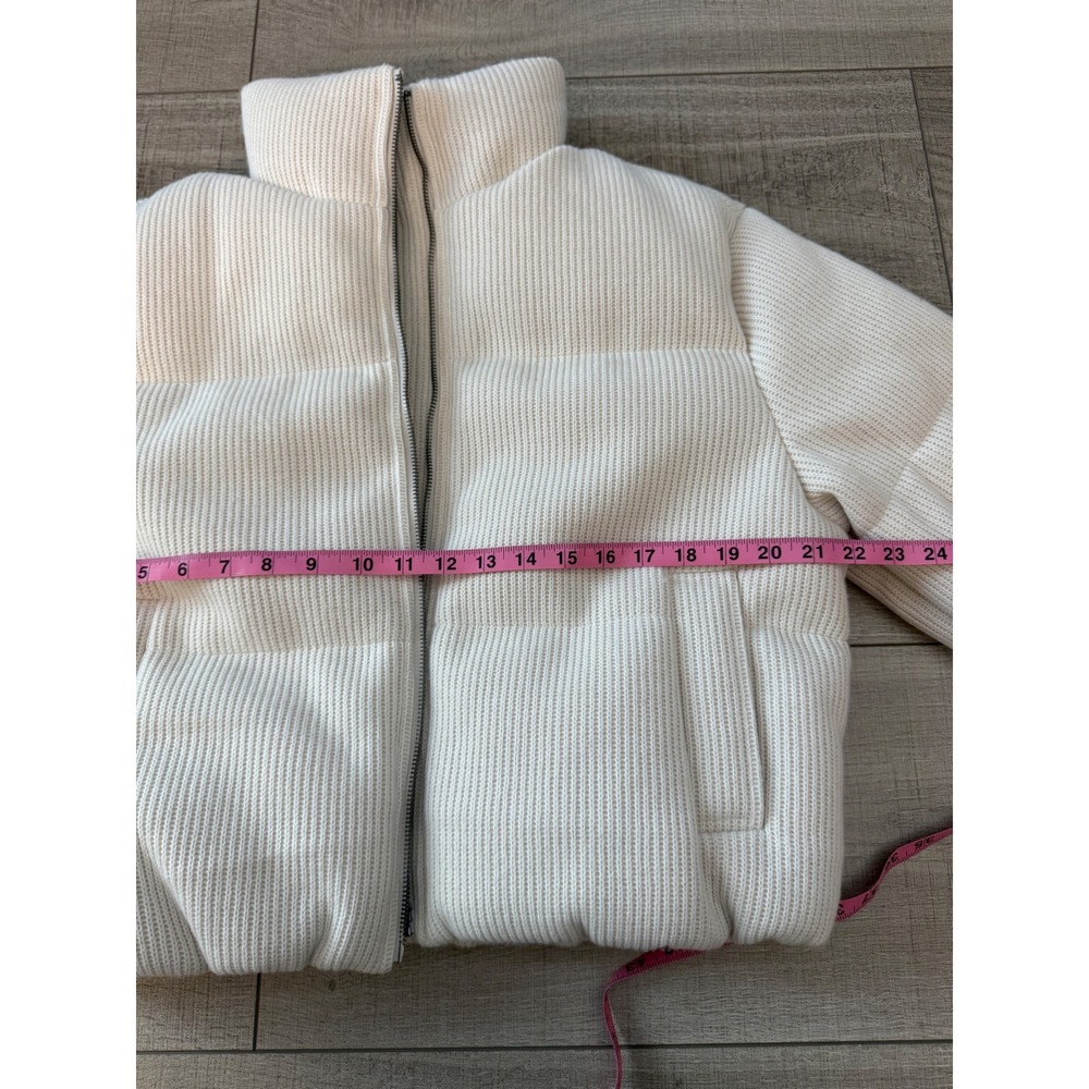 AE Cropped Sweater‎ Puffer Jacket  NWT - Picture 6 of 8